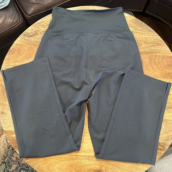 Mandala Maternity Cargo Scrub Pants - Picture 2 of 2